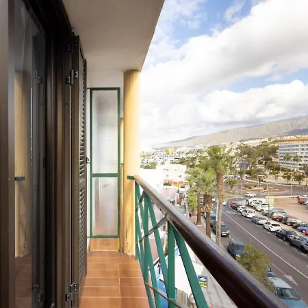 Apartament Two 250m From Americas